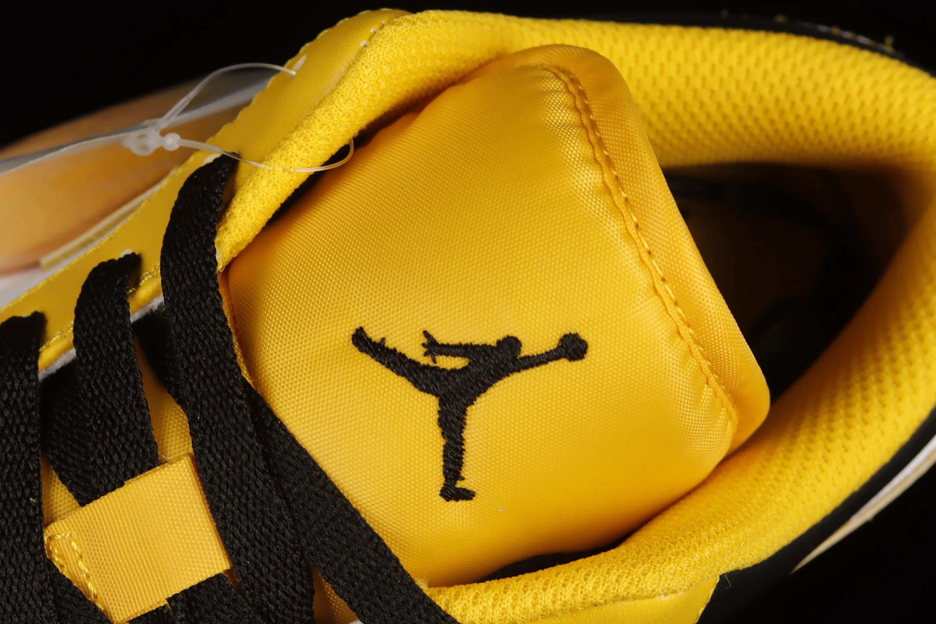 All categories Air Jordan Jordan series basketball shoes Air Jordan 1 Low Air Jordan 1 Low "University Gold" AJ1 Joe 1 University gold medal low-top casual sneakers 553560-701